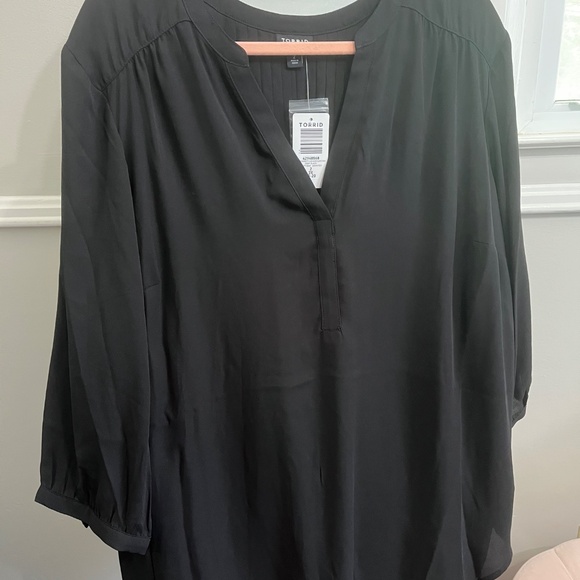 Harper 3/4 Sleeve Tunic - Picture 4 of 4